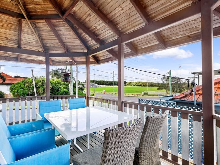 Cosy Bayside Cottage **** SOLD 9