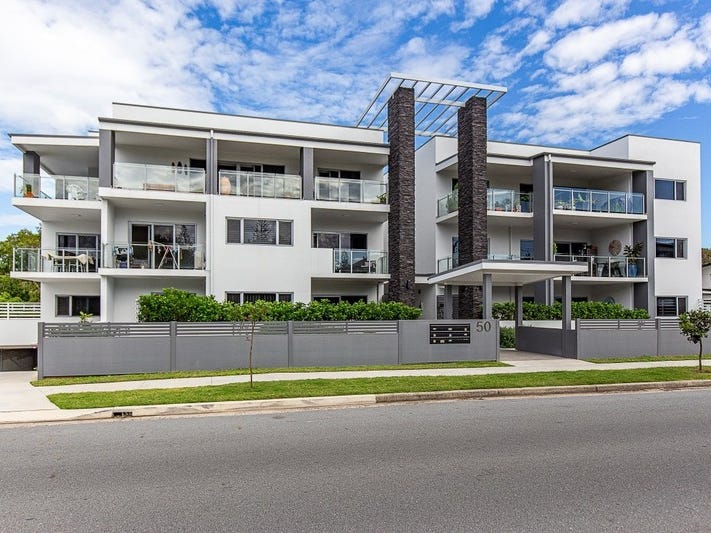 Coastal living in spacious apartment 25
