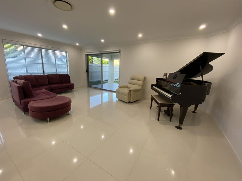 Modern home in sought after 3