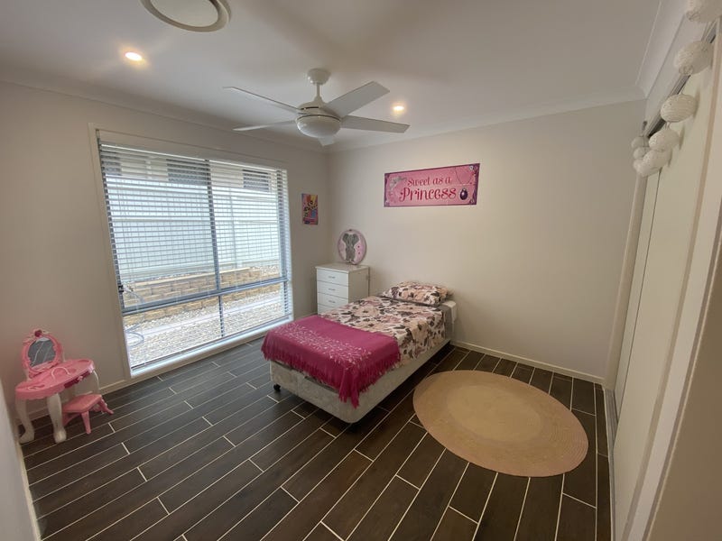 Modern home in sought after 6