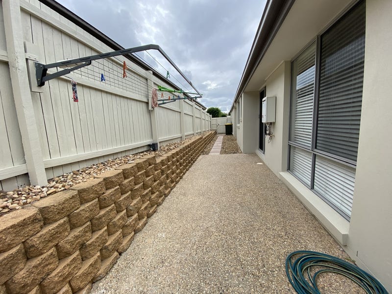 Modern home in sought after 15