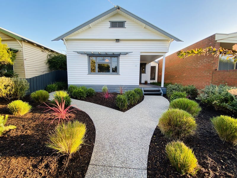 Modern lifestyle in superb location