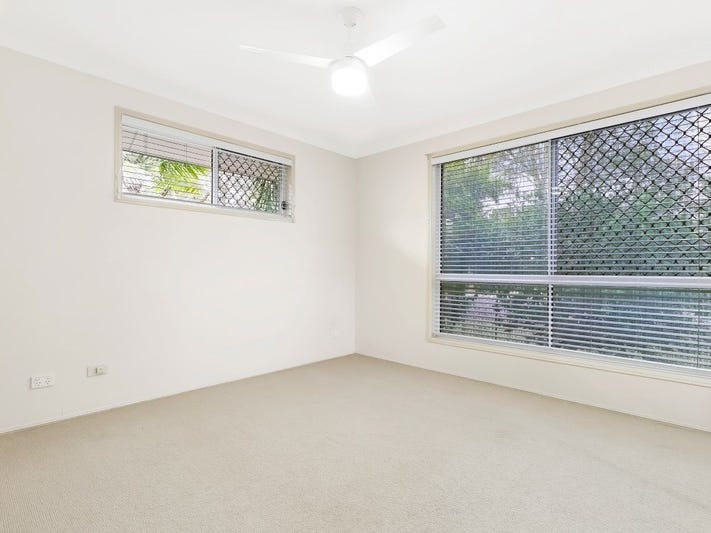 Neat & Tidy 3 Bedroom 8