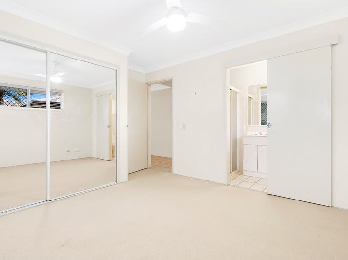 Neat & Tidy 3 Bedroom 10