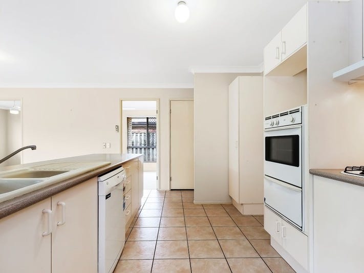 Neat & Tidy 3 Bedroom 15