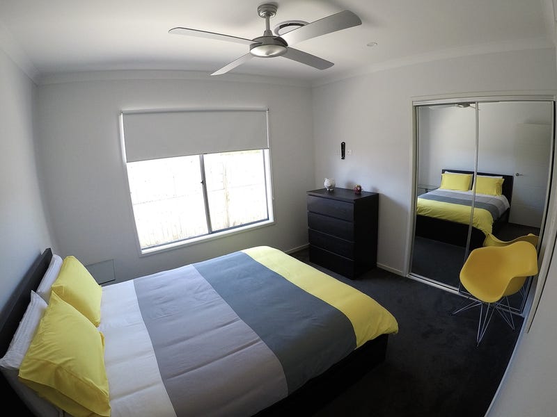 STYLISH MODERN HOME IDEAL LOCATION 22