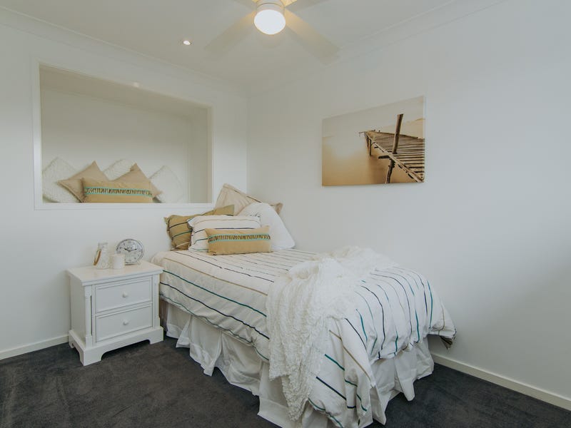Stylish modern home with character… 24