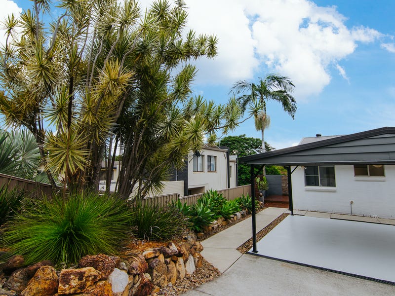 Stylish modern home with character… 30