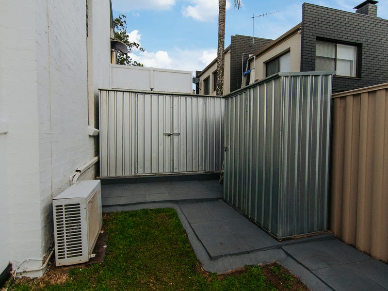 Stylish modern home with character… 35