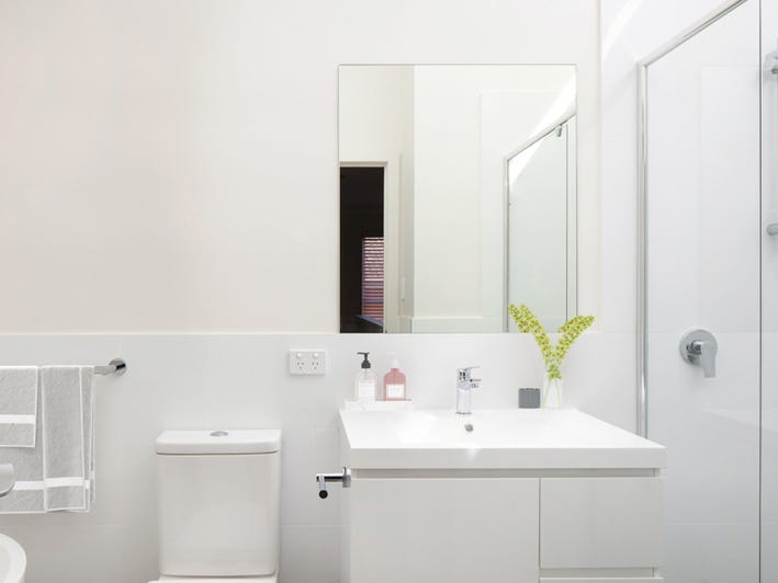 Contemporary Living In Figtree 3
