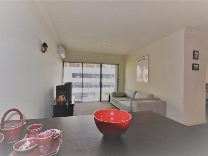 SOLD – Large one-bedroom apartment 5