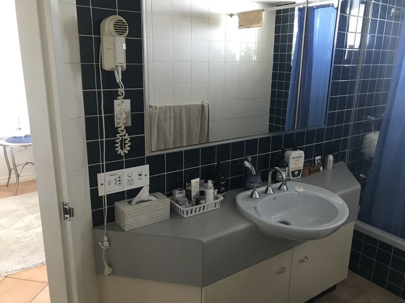 Fabulous 2bed 2bathroom Apartment with 10