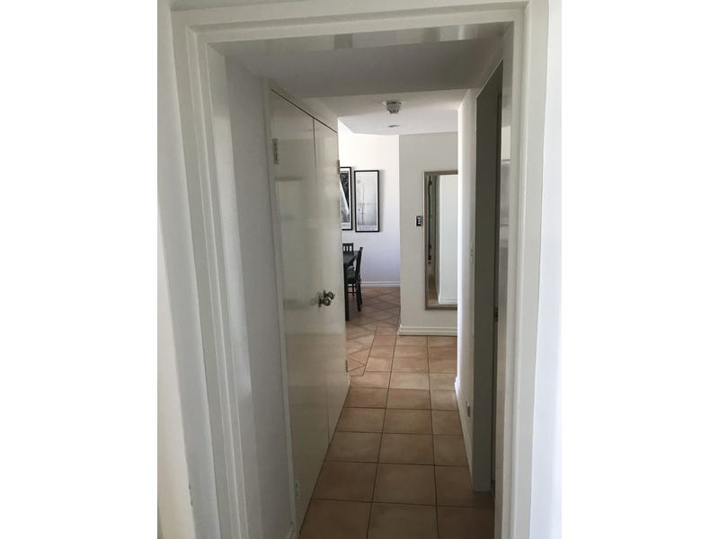 Fabulous 2bed 2bathroom Apartment with 11