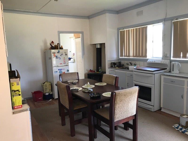 Under offer – 2 Houses 3