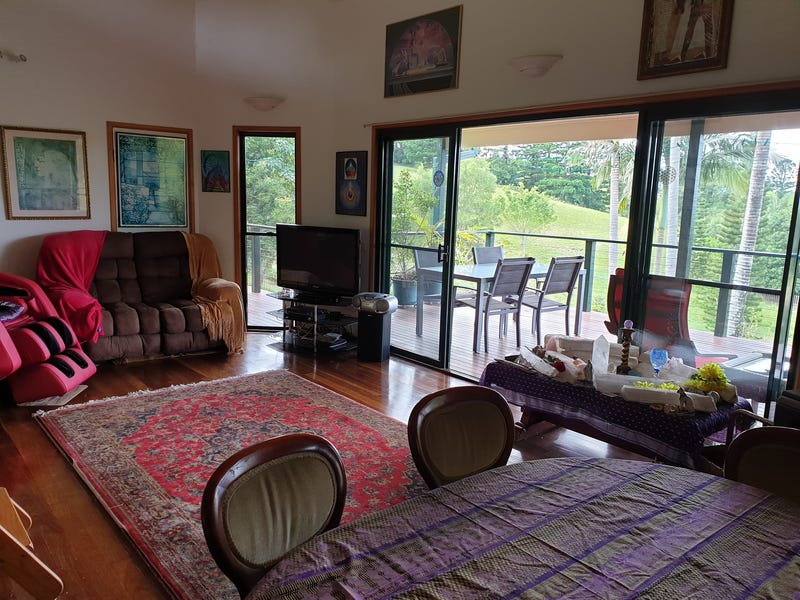 Mevlana – Location! 6km to Brunswick Heads beach! Elevated! Views!