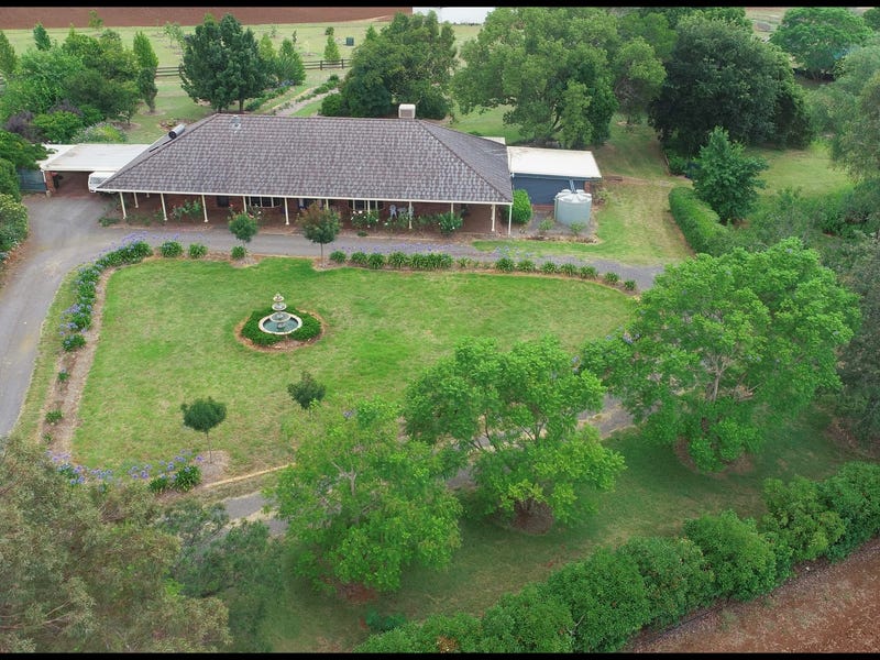 UNDER CONTRACT Easy country lifestyle 3