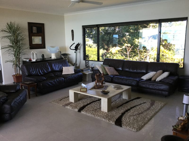 Great views in private estate 12