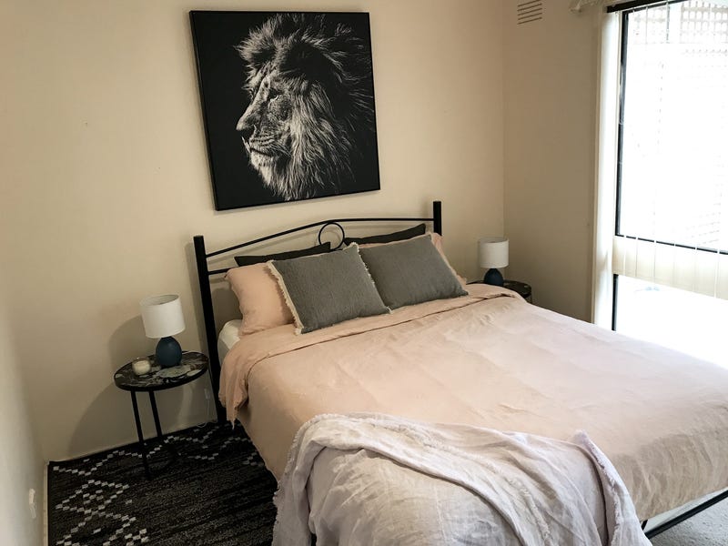 Walking distance to the Village 7