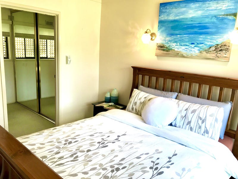 Walking distance to the Village 11