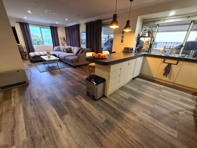 Stunning family home 13