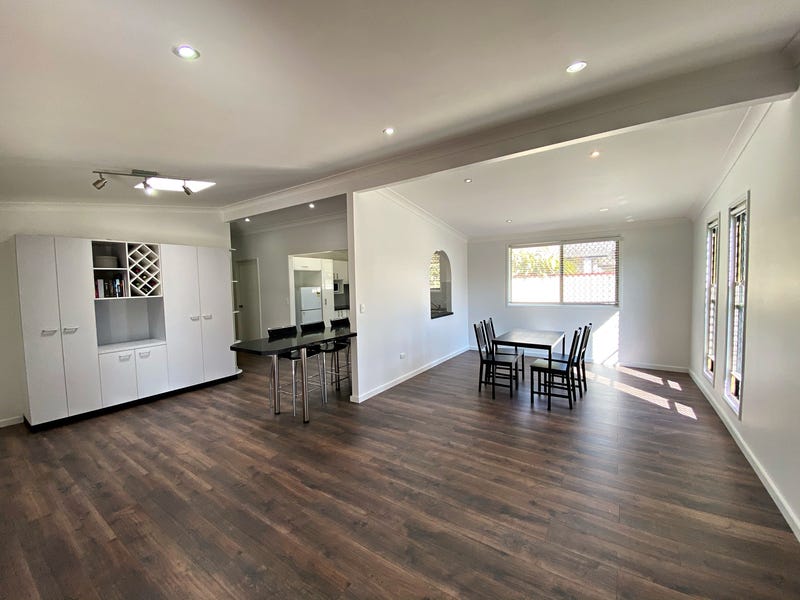 NEWLY RENOVATED HOUSE FOR SALE 11