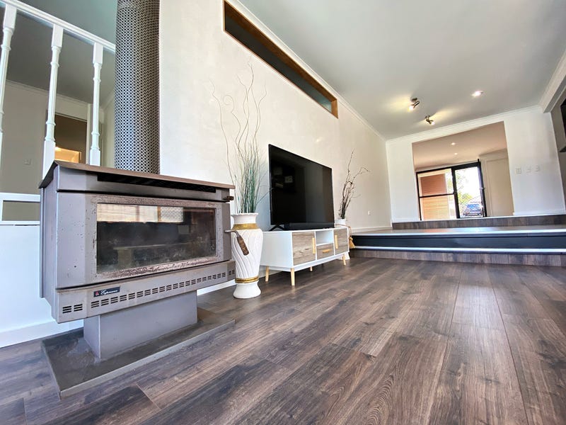 NEWLY RENOVATED HOUSE FOR SALE 14