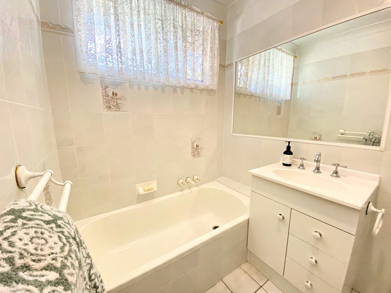NEWLY RENOVATED HOUSE FOR SALE 18