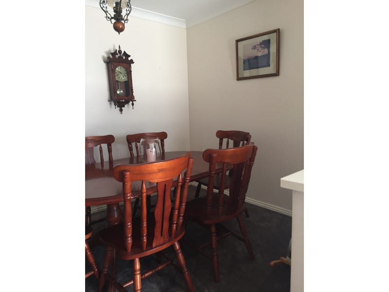 lovely family home in beachside 12