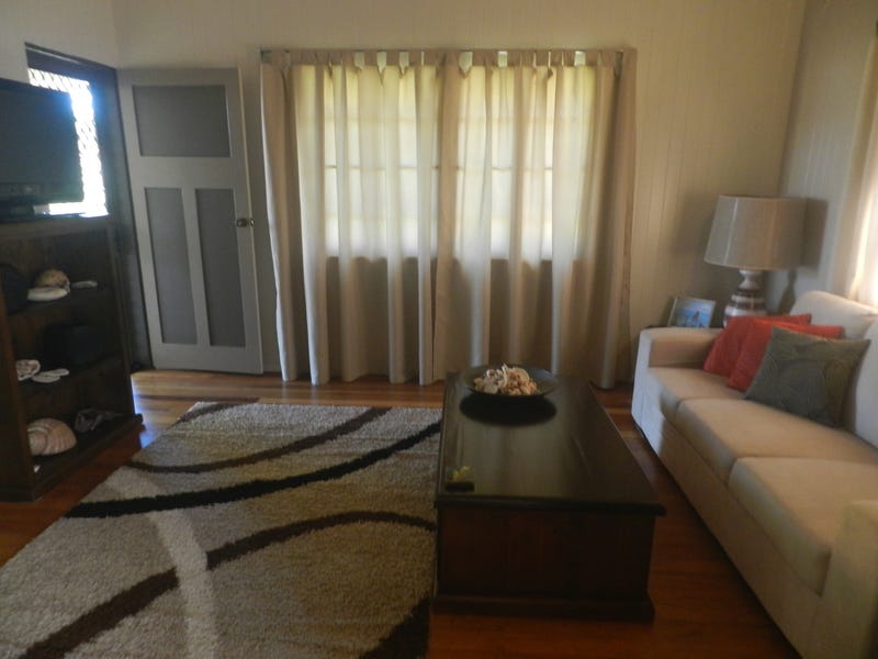 House for Sale Tropical Far 7