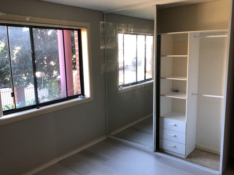 UNDER OFFER – $419000 4