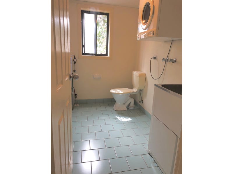UNDER OFFER – $419000 8