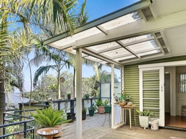 Charming 1950s high-set home