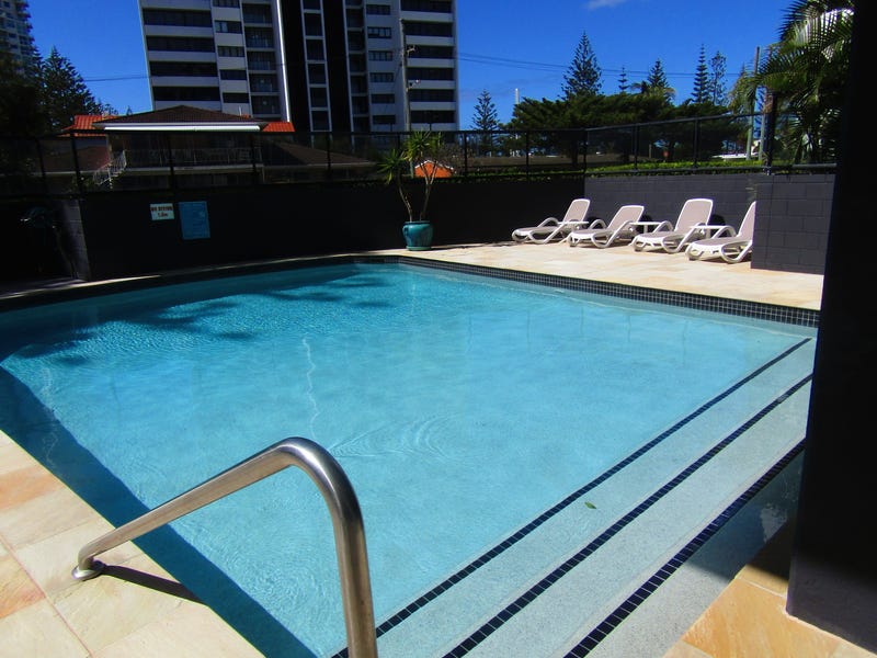 Broadbeach High floor Ocean Views 11