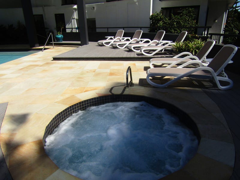 Broadbeach High floor Ocean Views 12