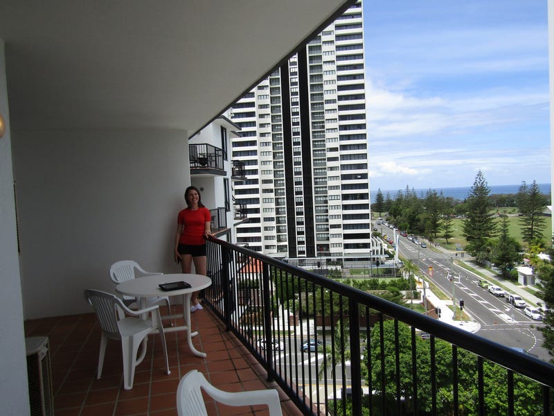 Broadbeach High floor Ocean Views 13