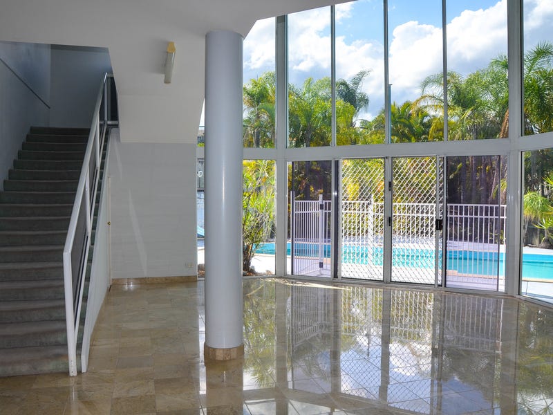 9 rooms 5.5 ensuites 3 4