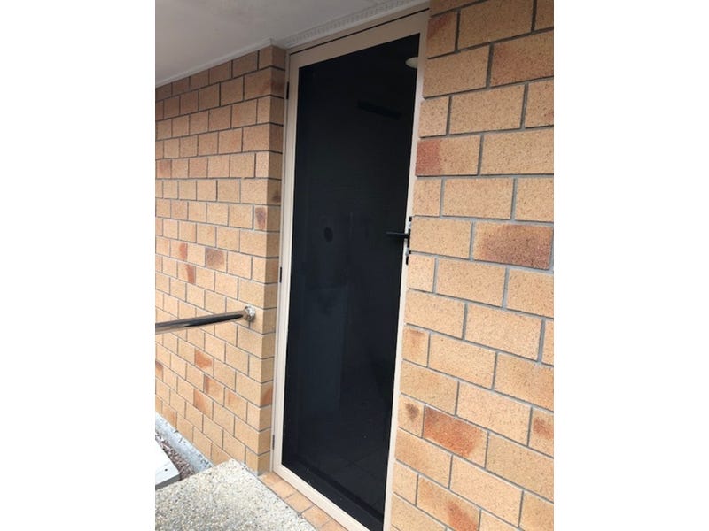 Prime Location!!! 17
