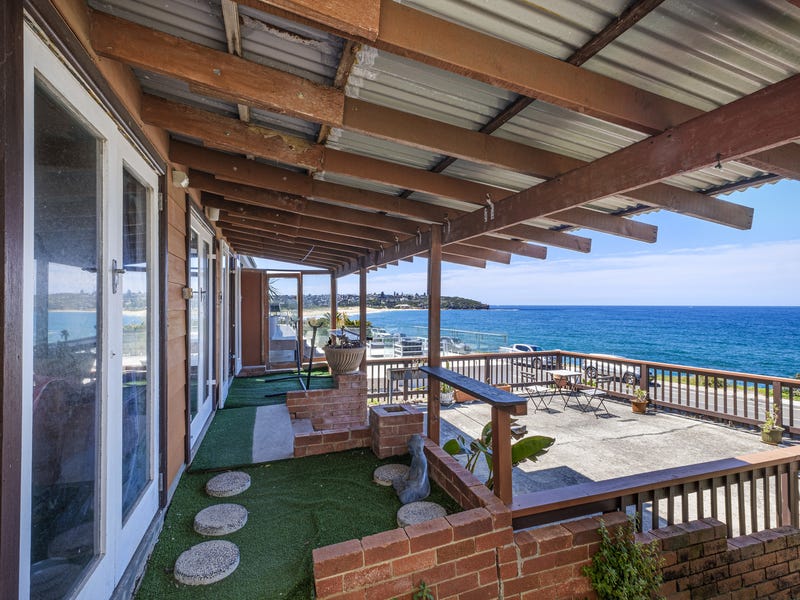 RARE FRESHWATER OCEANFRONT. COMMANDING HEADLAND 4