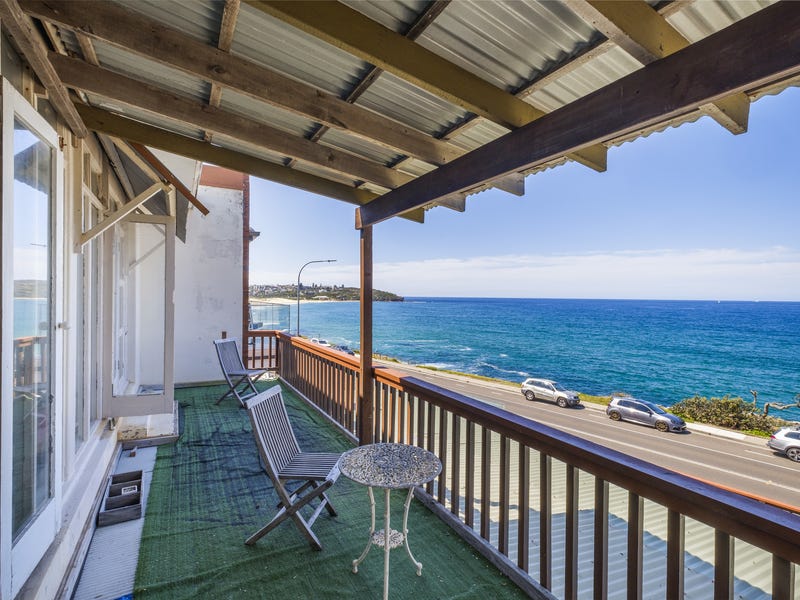 RARE FRESHWATER OCEANFRONT. COMMANDING HEADLAND 10