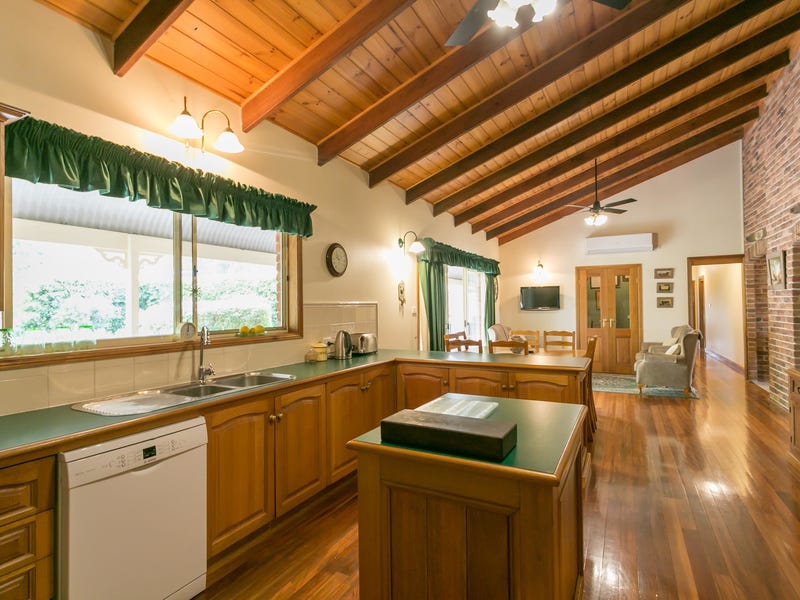 Horse Lovers and Gardener’s Paradise 5