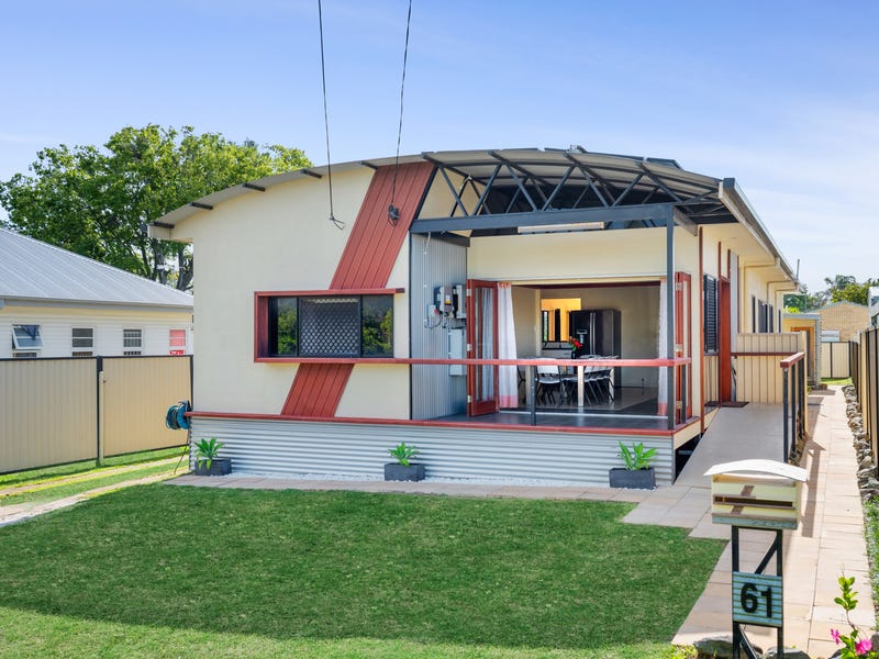 Spacious Family Home in Prime Location with Side Access