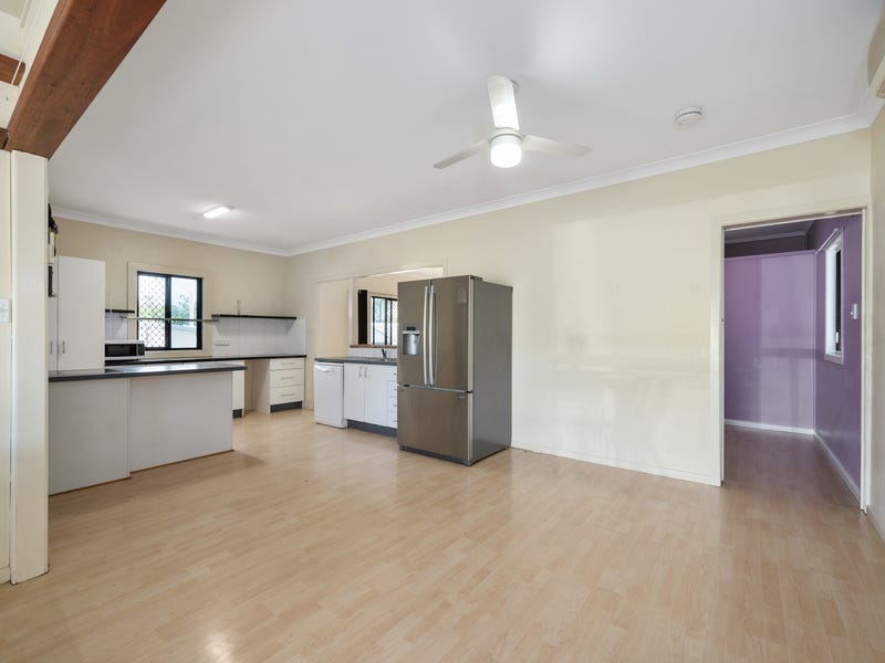 Spacious Family Home in Prime 5