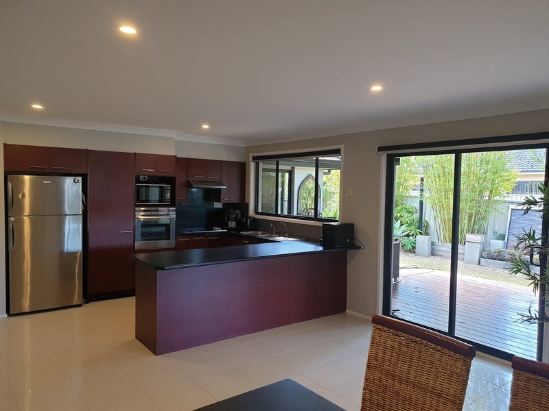 RESORT LIFESTYLE HOME 4