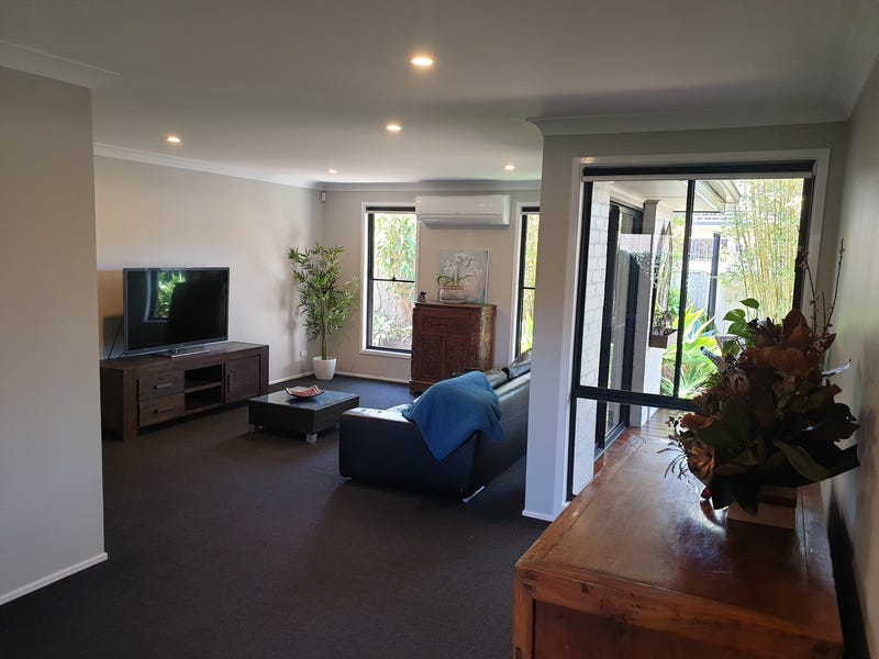 RESORT LIFESTYLE HOME 12