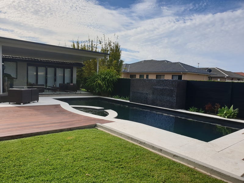 RESORT LIFESTYLE HOME 32