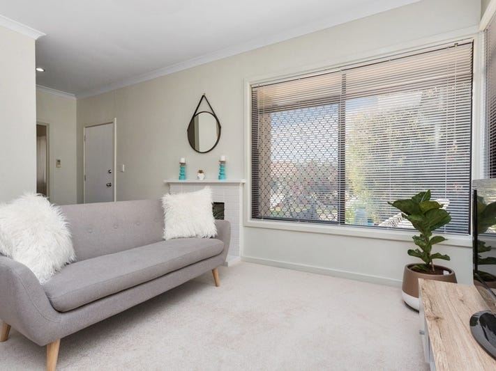 UNDER OFFER 11