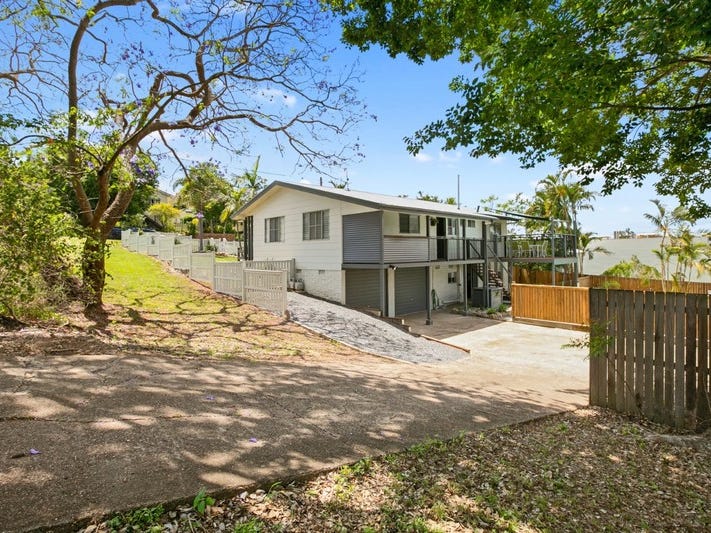 Completely Renovated Queenslander in Gympie 2