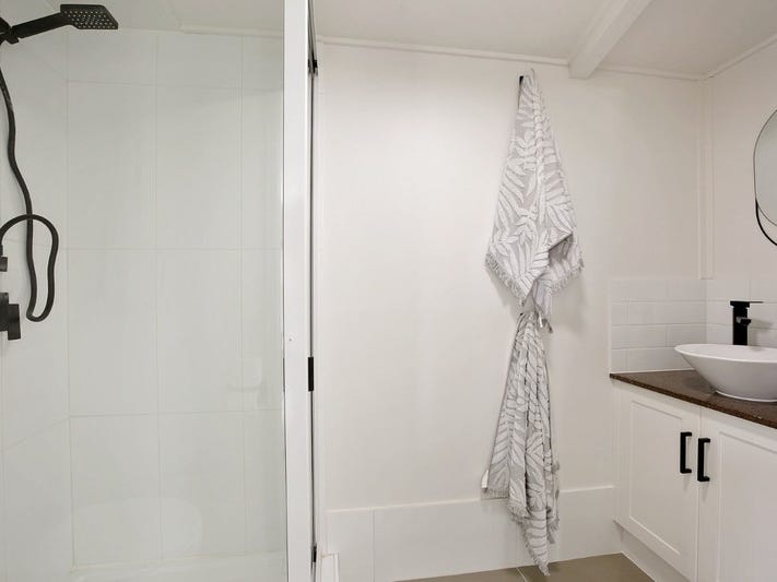 Completely Renovated Queenslander in Gympie 14