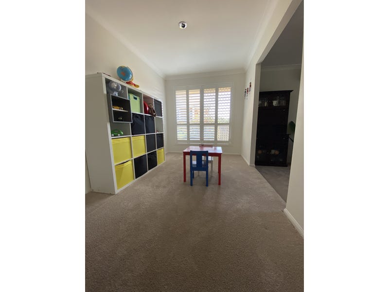 SOLD – Offers over $710k 14