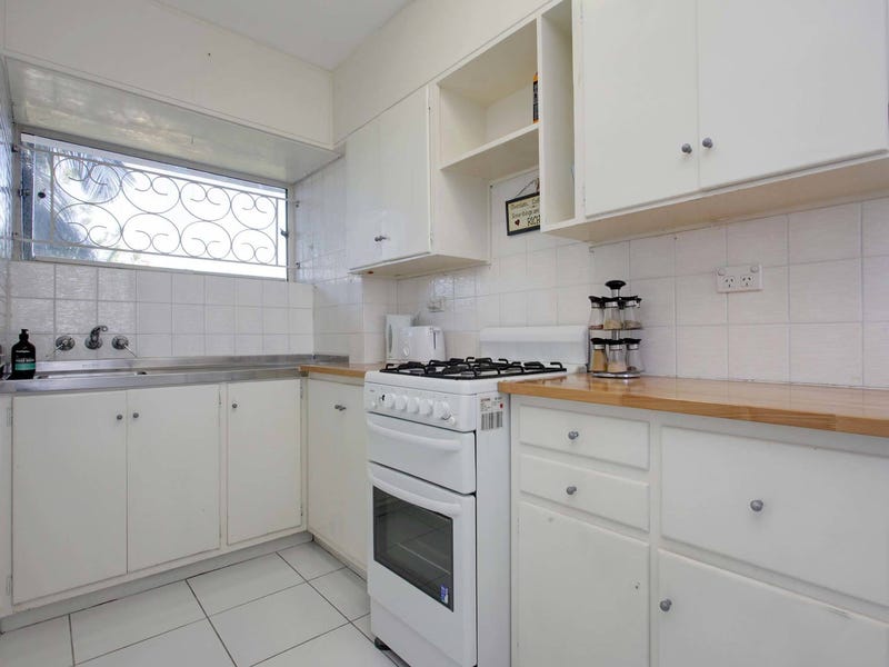 Affordable Riverfront, 2 bedroom apartment 4